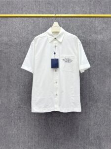 Chemise LV